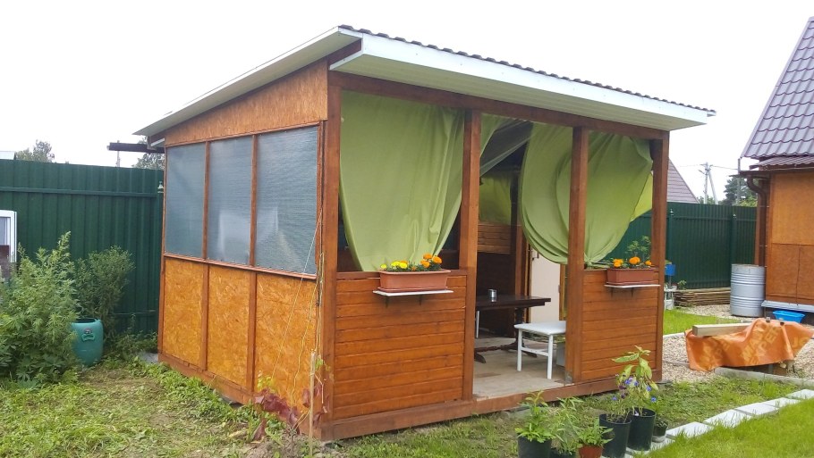 Беседки из подручных матер