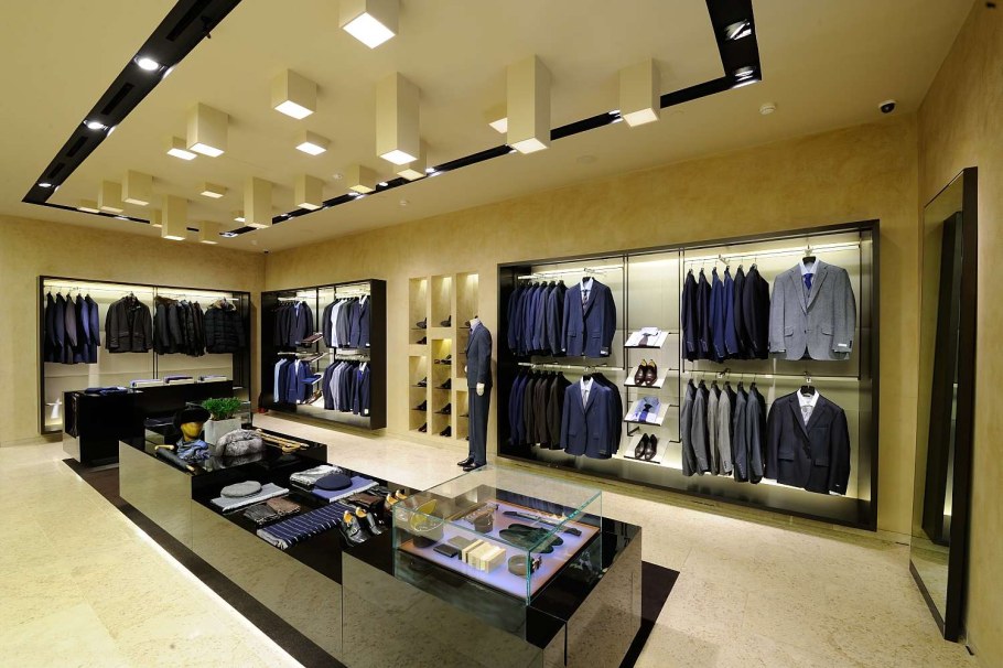Оборудование для магазина мужской одежды