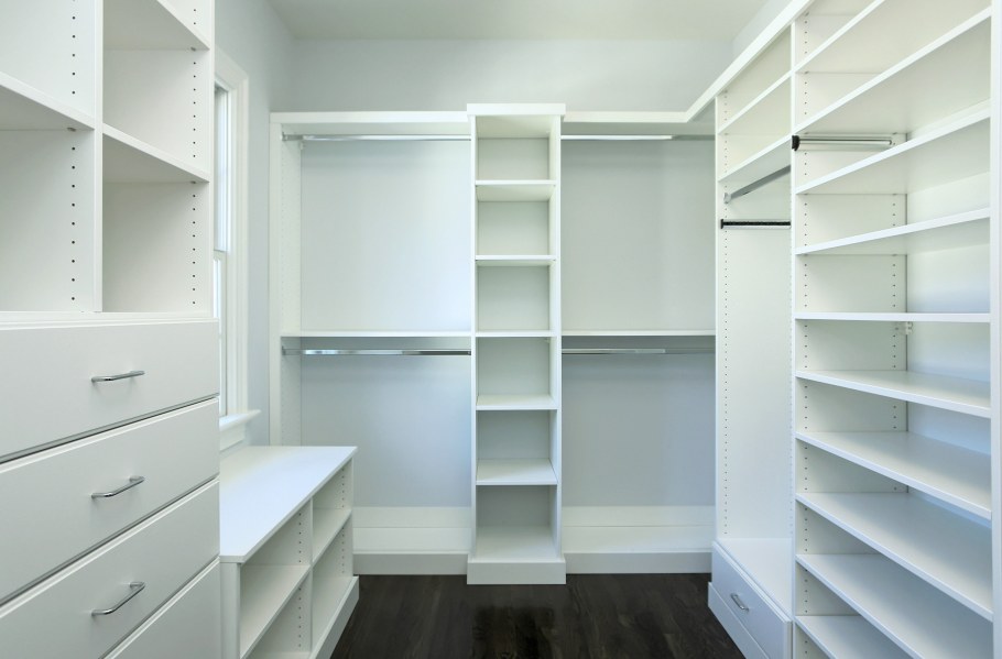 Гардеробная в частном доме