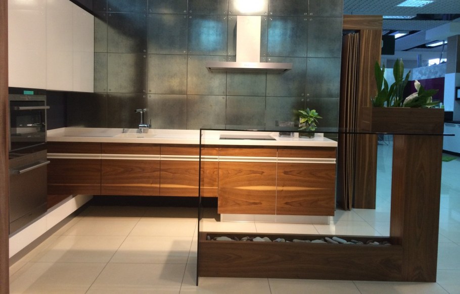 Натуральный шпон и Файн-лайн