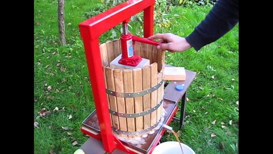 Чертёж шнекового экструдера