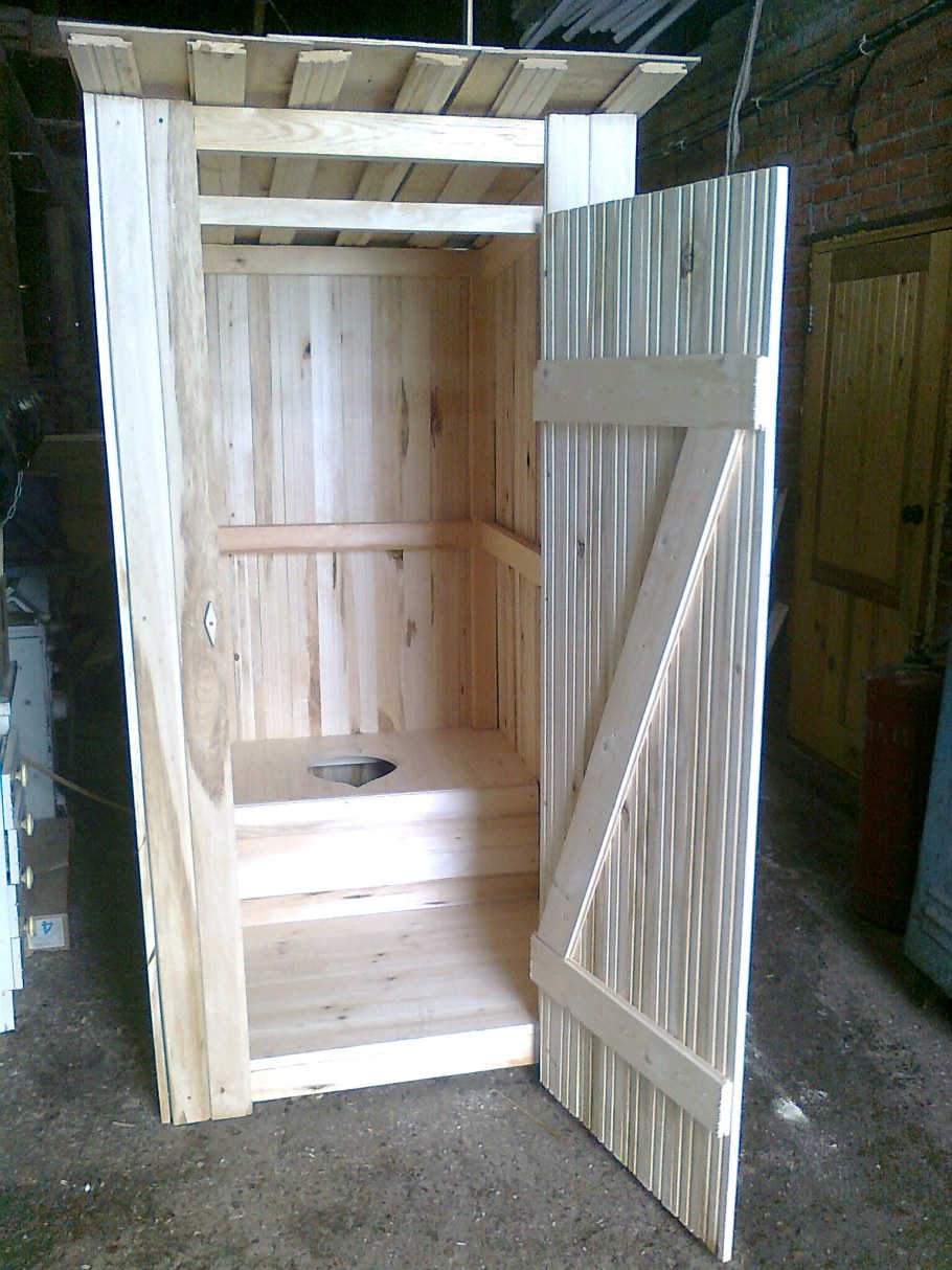 Дачный туалет из ОСБ плиты