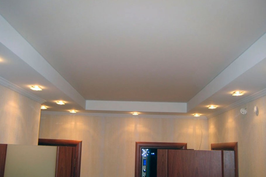 Многоуровневый потолок