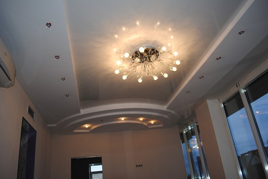 Потолки из гипсокартона