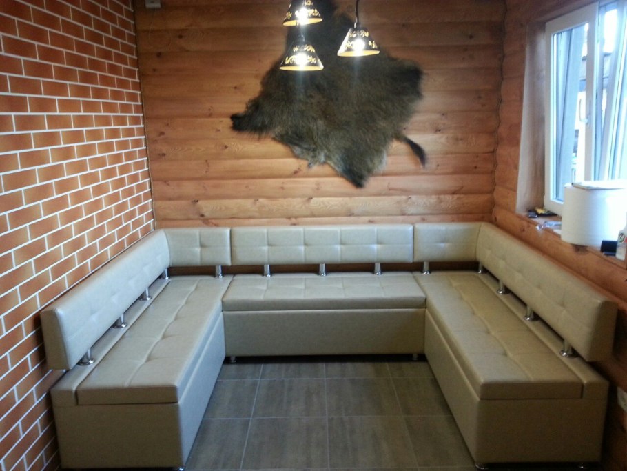 Диванчик в баню в комнату отдыха