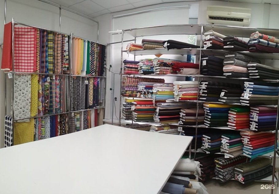 Оборудование для магазина тканей и фурнитуры