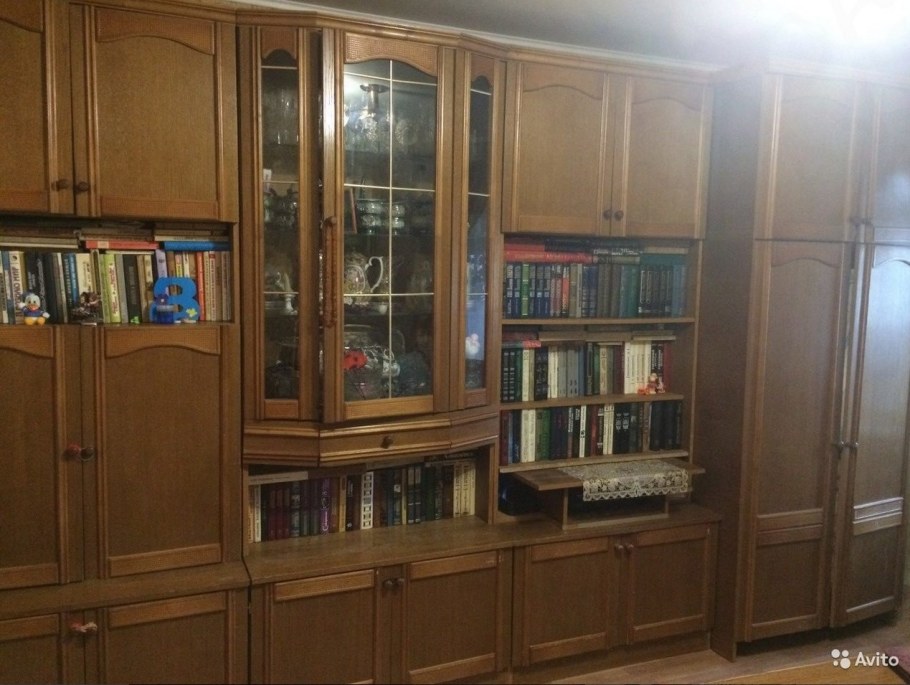 Советская стенка в современном интерьере