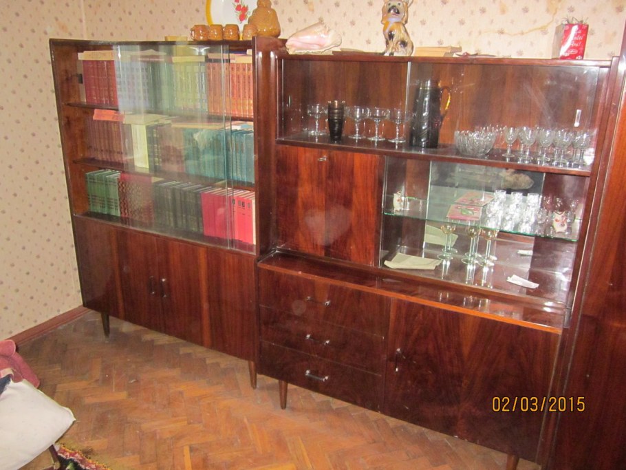 Переделка полированной тумбы