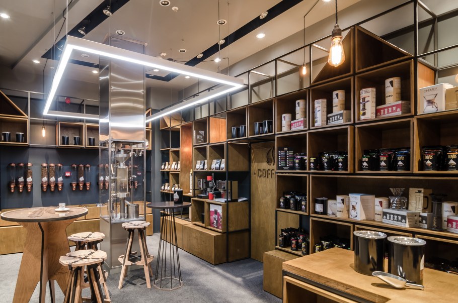 Дизайн магазина кофе
