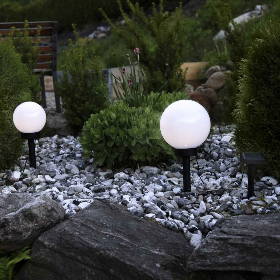 Декоративное освещение сада