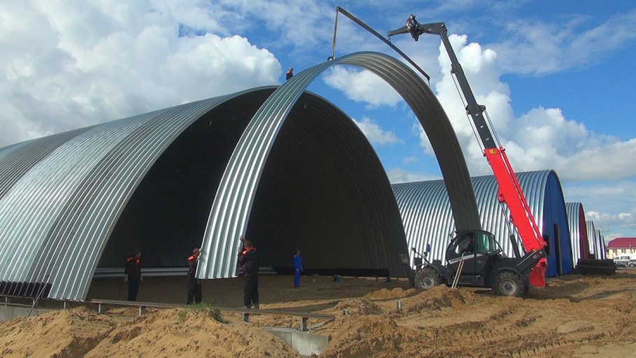 Купол аквапарка Питерлэнд