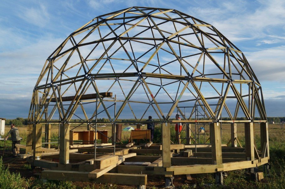 Геодезический купол баня