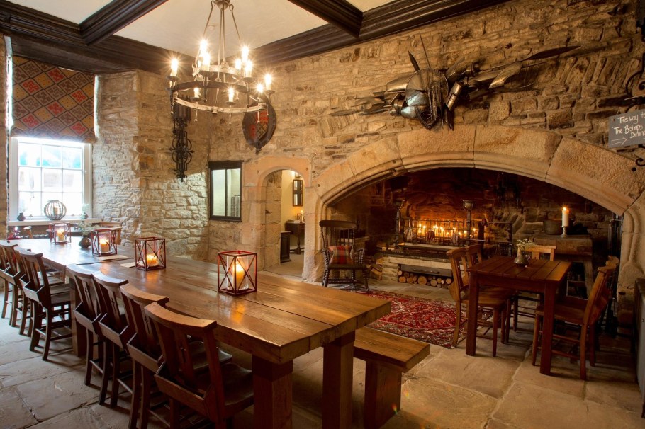 Паб средневековый Англия