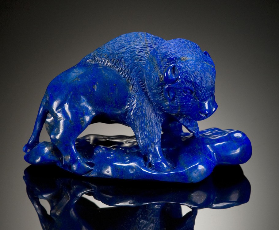 Лазурит резьба по камню