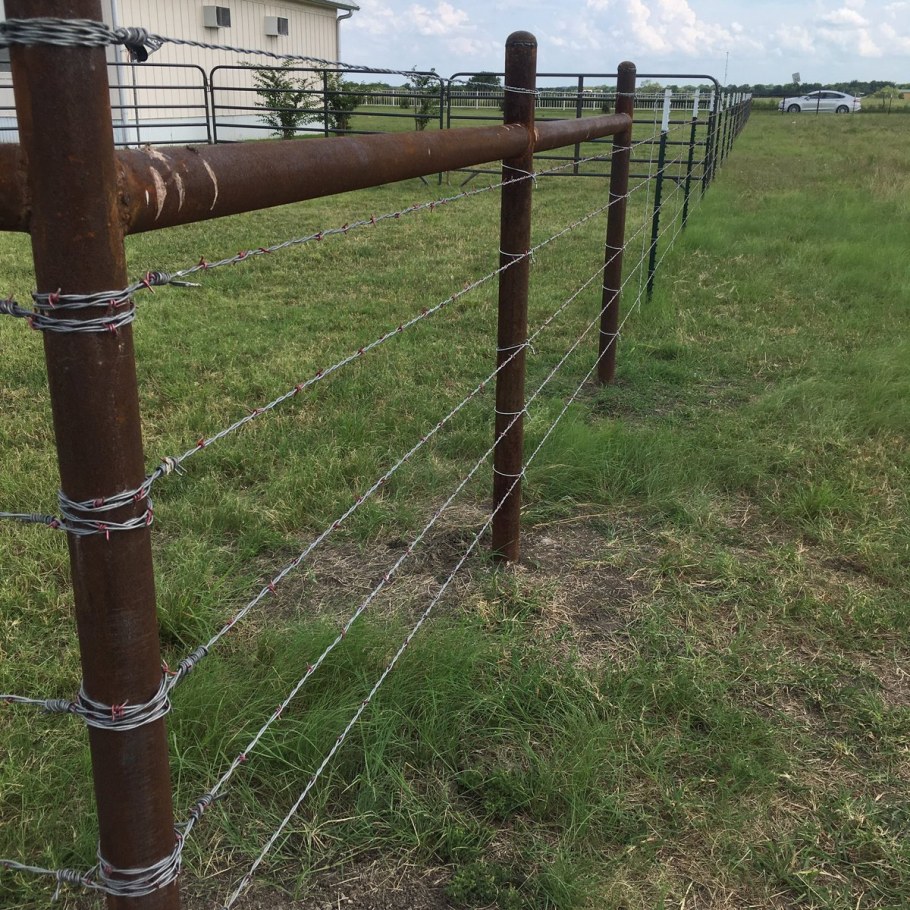 Забор из проволоки колючей на Столбах