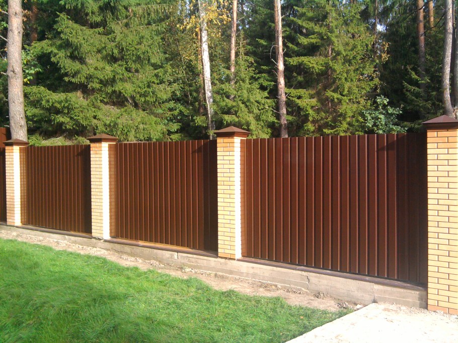 Жердяная изгородь