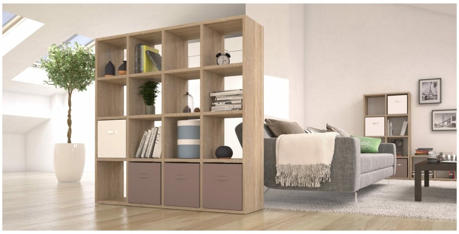 Полки в интерьере