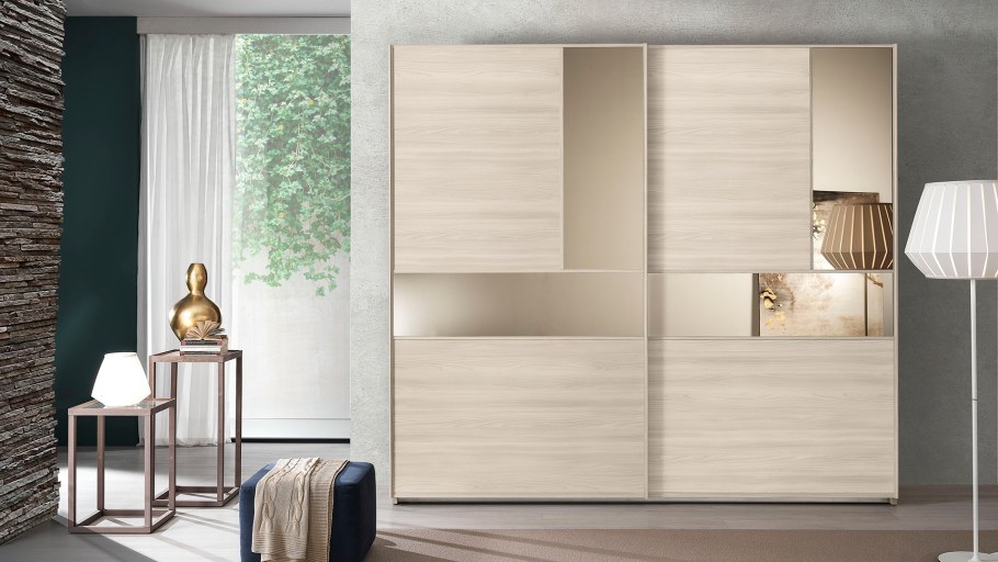 Современные шкафы купе светлые