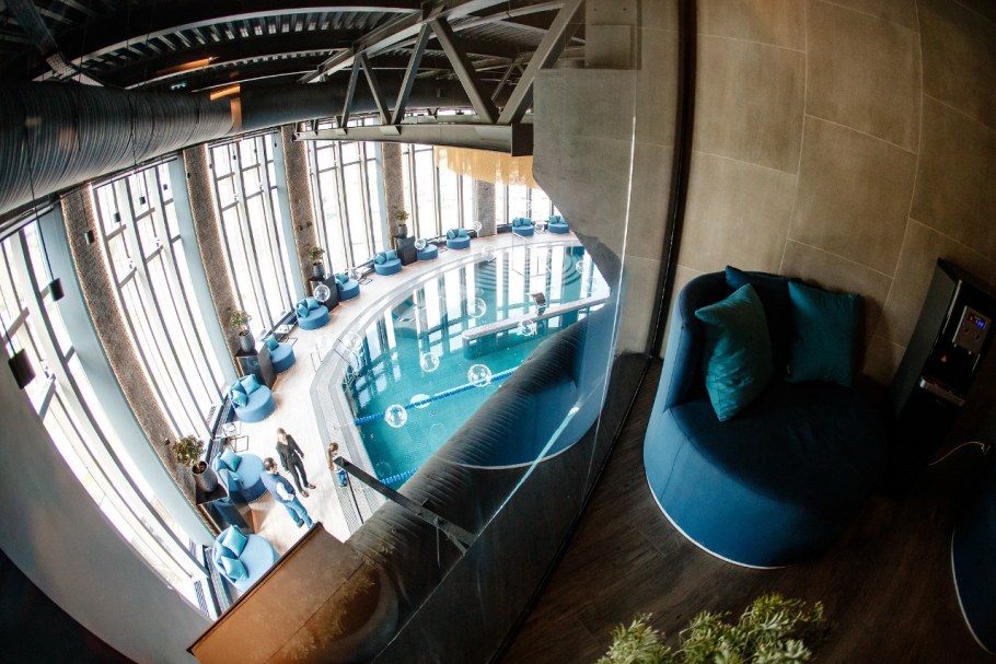 Бассейн на крыше Высоцкого Екатеринбург