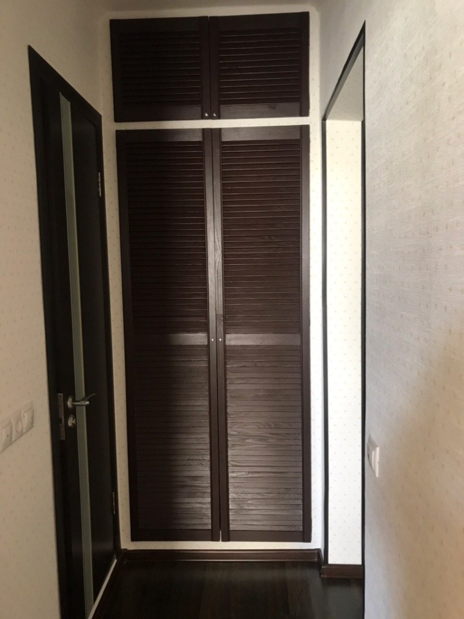 Кухня с потайной кладовкой