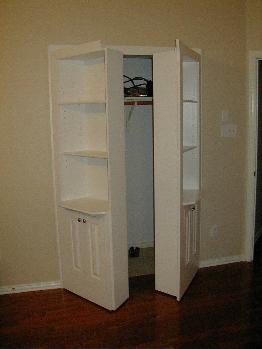 Складные двери для кладовой дизайн