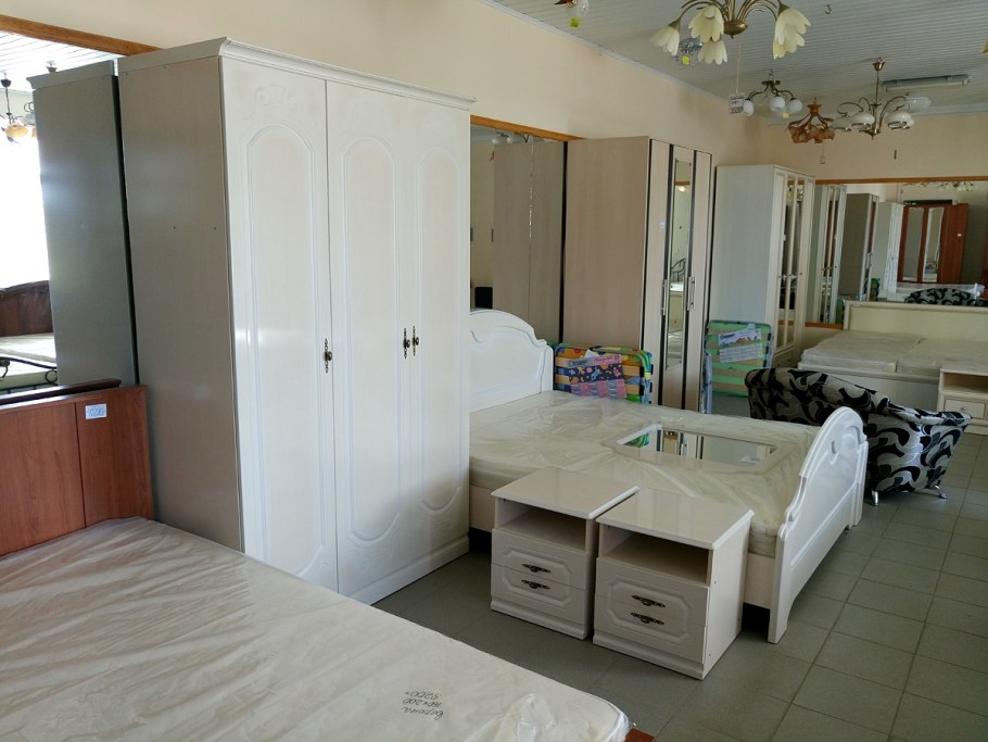 Бескаркасные ангары стоянка фургоны