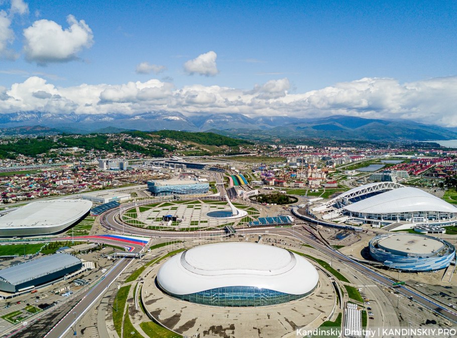 Фишт футбольный стадион