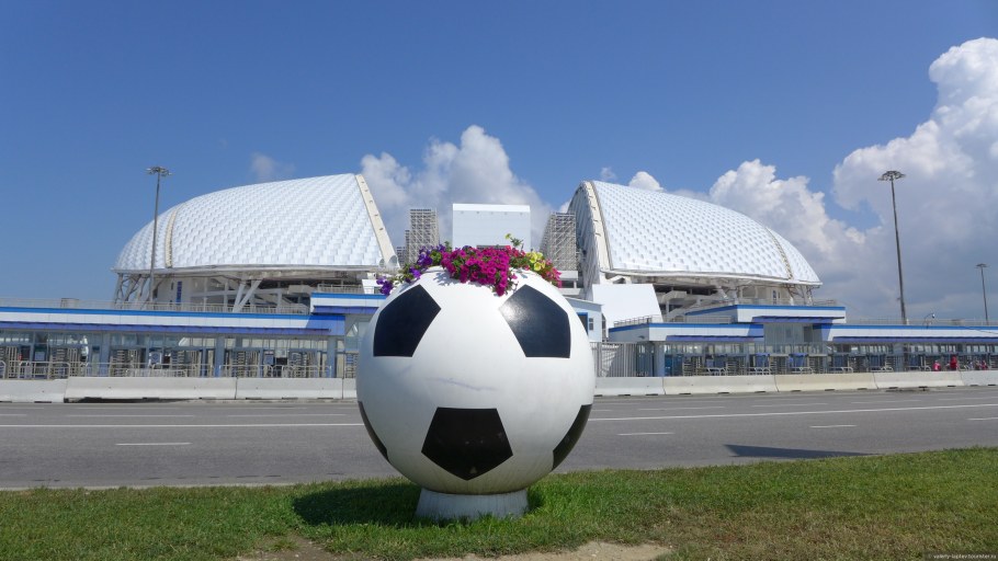 Переливной композитный бассейн