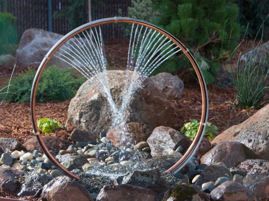 Фонтанчик на даче