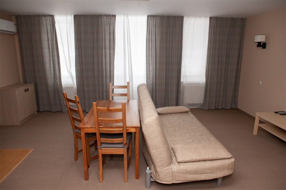 Кухонный гарнитур Валерия Сурская мебель