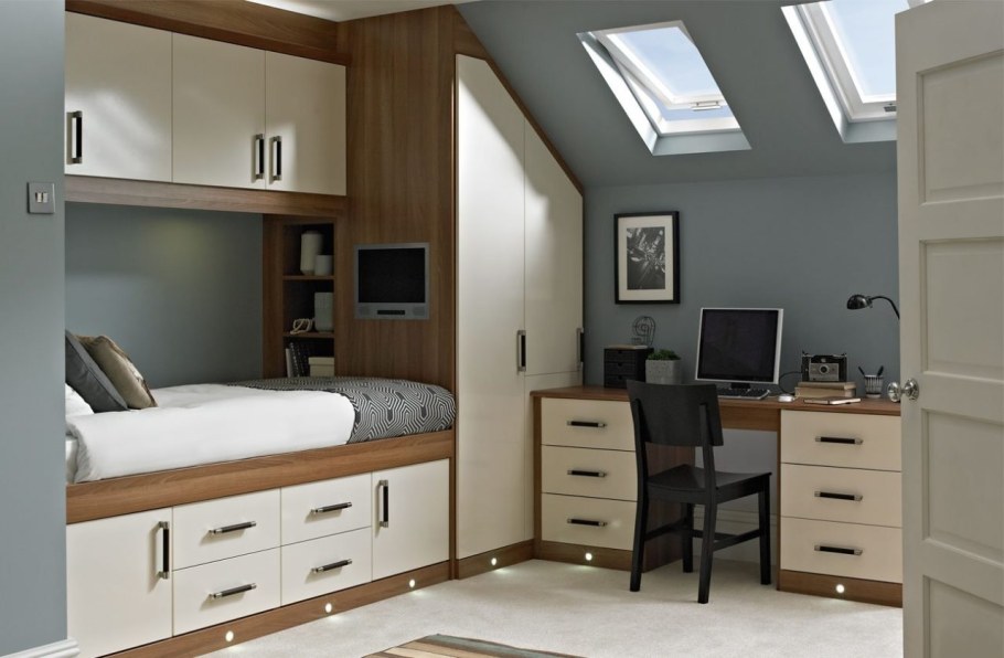 Кровать для девочки подростка