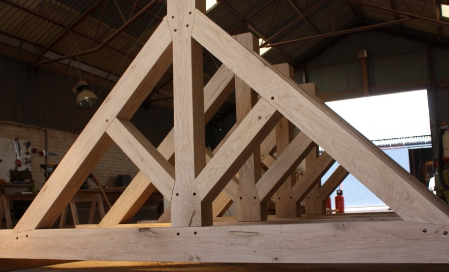 Тимбер фрейм стропила