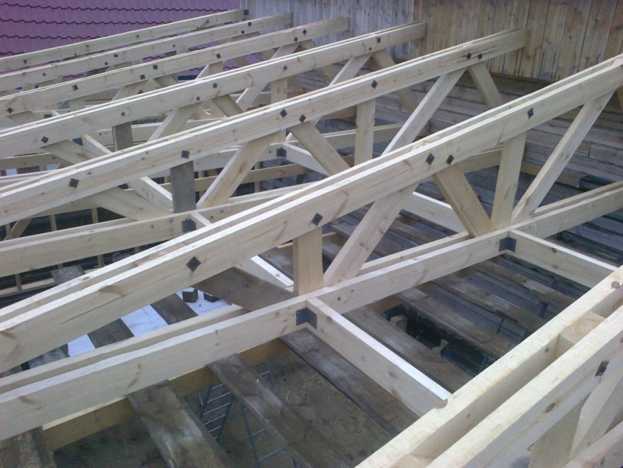 Крыша Шале стропильная система двускатная