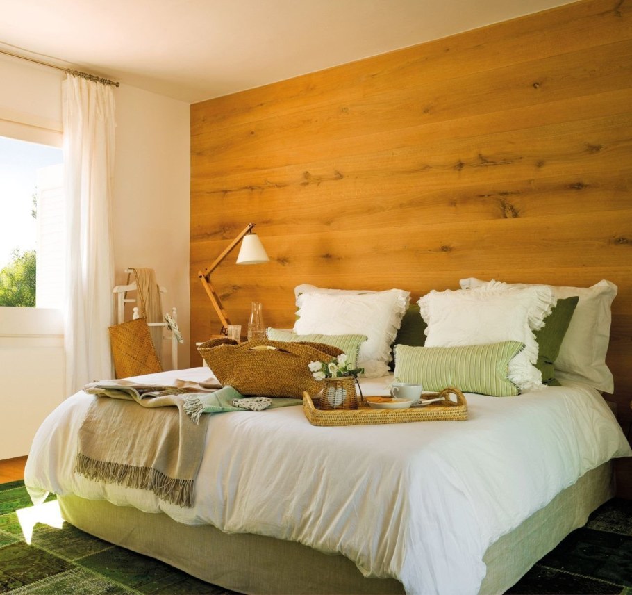 Уютная спальня на даче