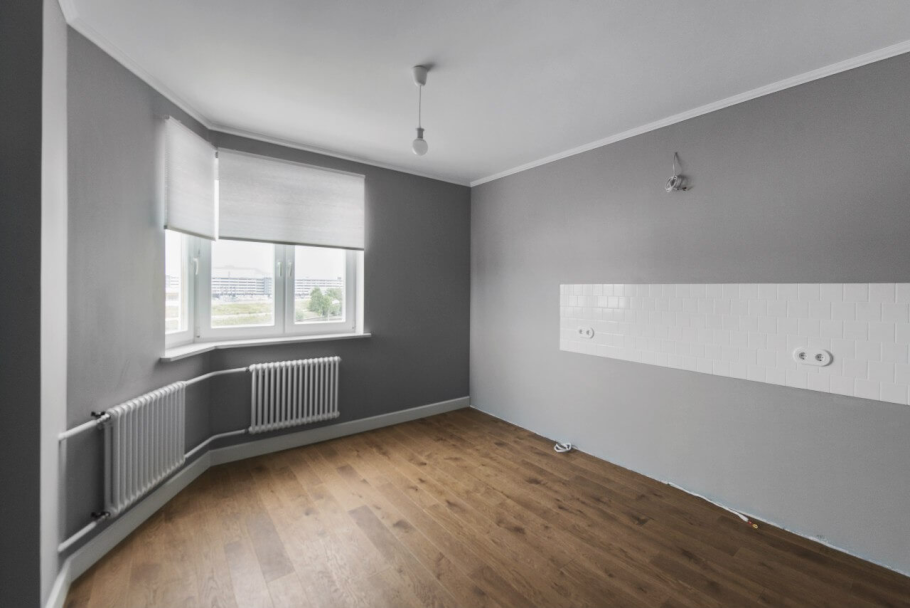 Интерьер комнаты без мебели