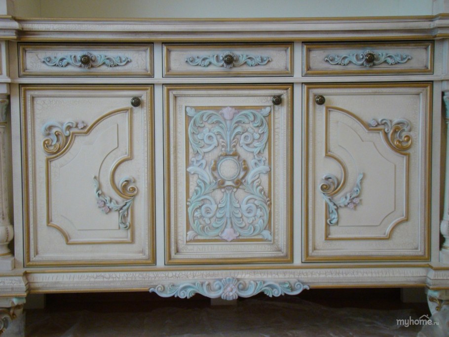 Рамки из потолочного багета