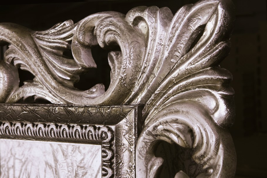 Патинирование поталью