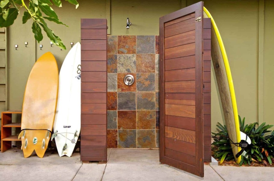 Уютный дачный туалет