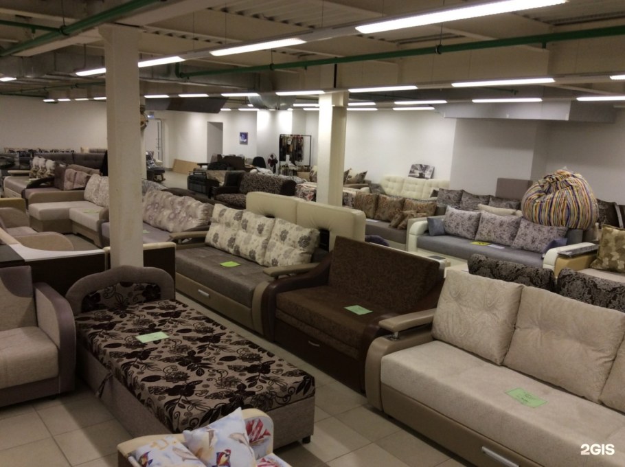 Ассортимент магазина мебели