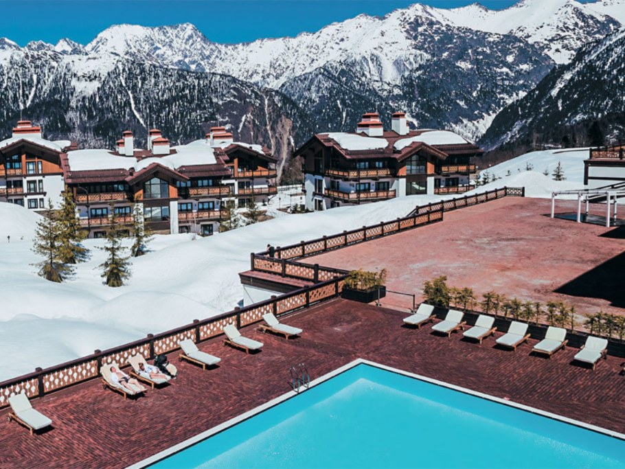 Лаура Сочи красная Поляна