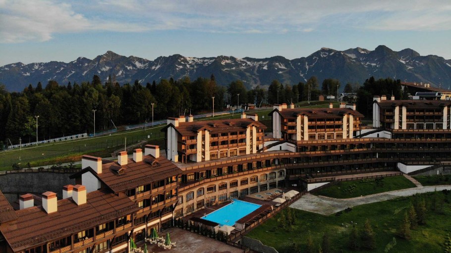 Отель 1389 красная Поляна