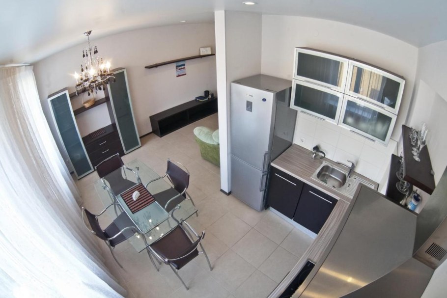 Интерьер с барной стойкой