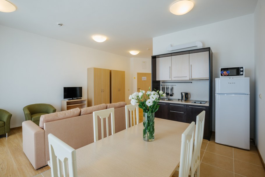 Мини кухня для гостиничного номера