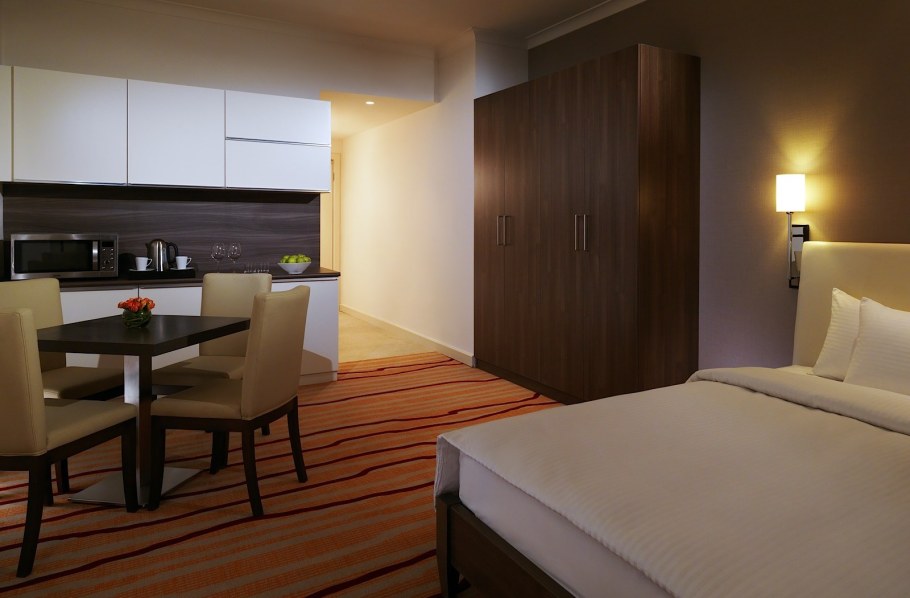 Гостиничный номер с кухней