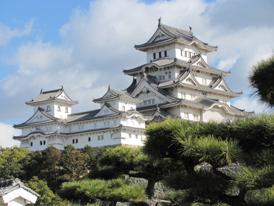 Лоу Цинси. Традиционная архитектура Китая