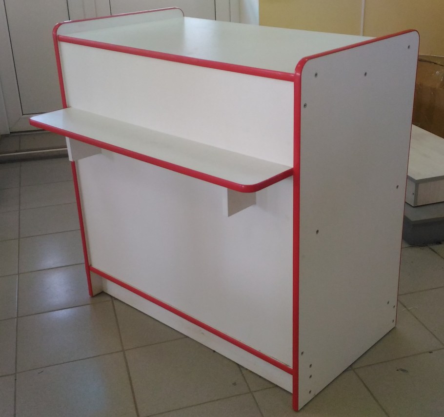 Стеклянные витрины