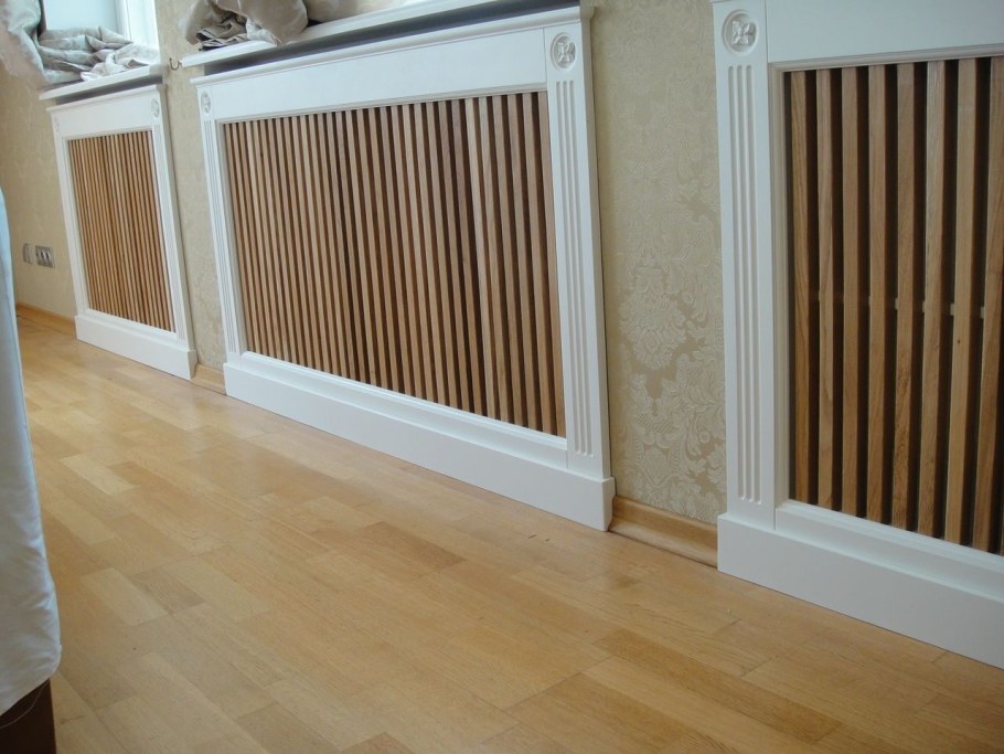 Экран на батарею деревянный