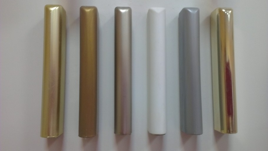 Медные трубы для водопровода в интерьере