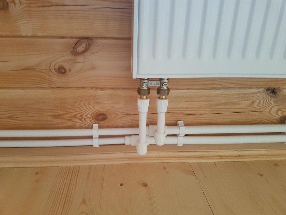 Монтажные трубки Кан для радиаторов отопления