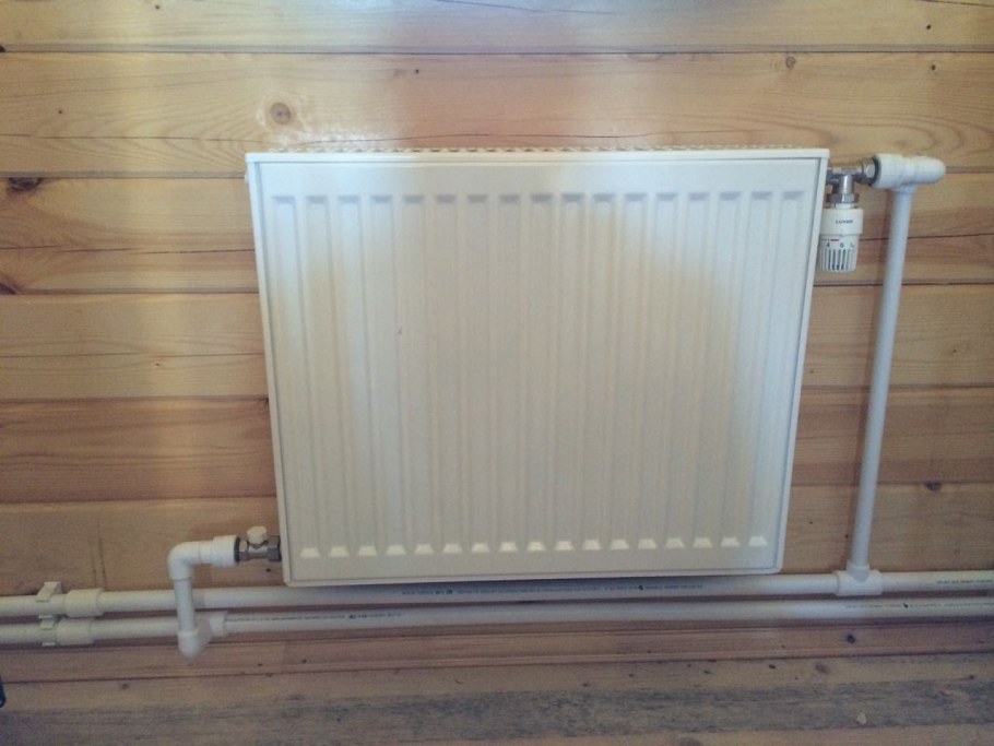 Монтаж батарей Керми с боковым подключением